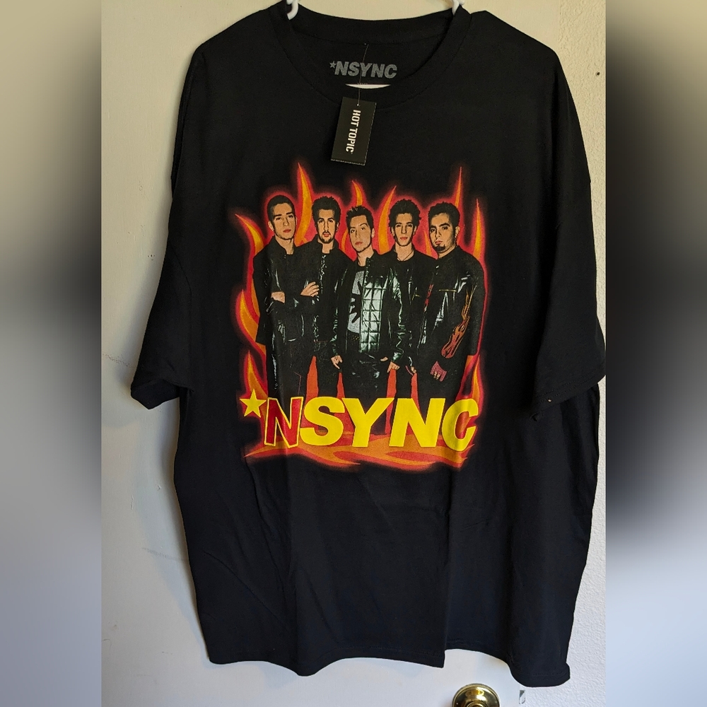 13 NSYNC band tee new. 3x. Roomy.
